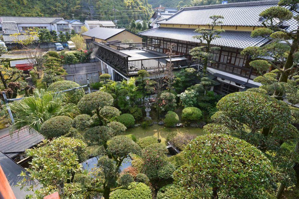 Hinagu Onsen Kinparo Hotel Ятсуширо Екстериор снимка