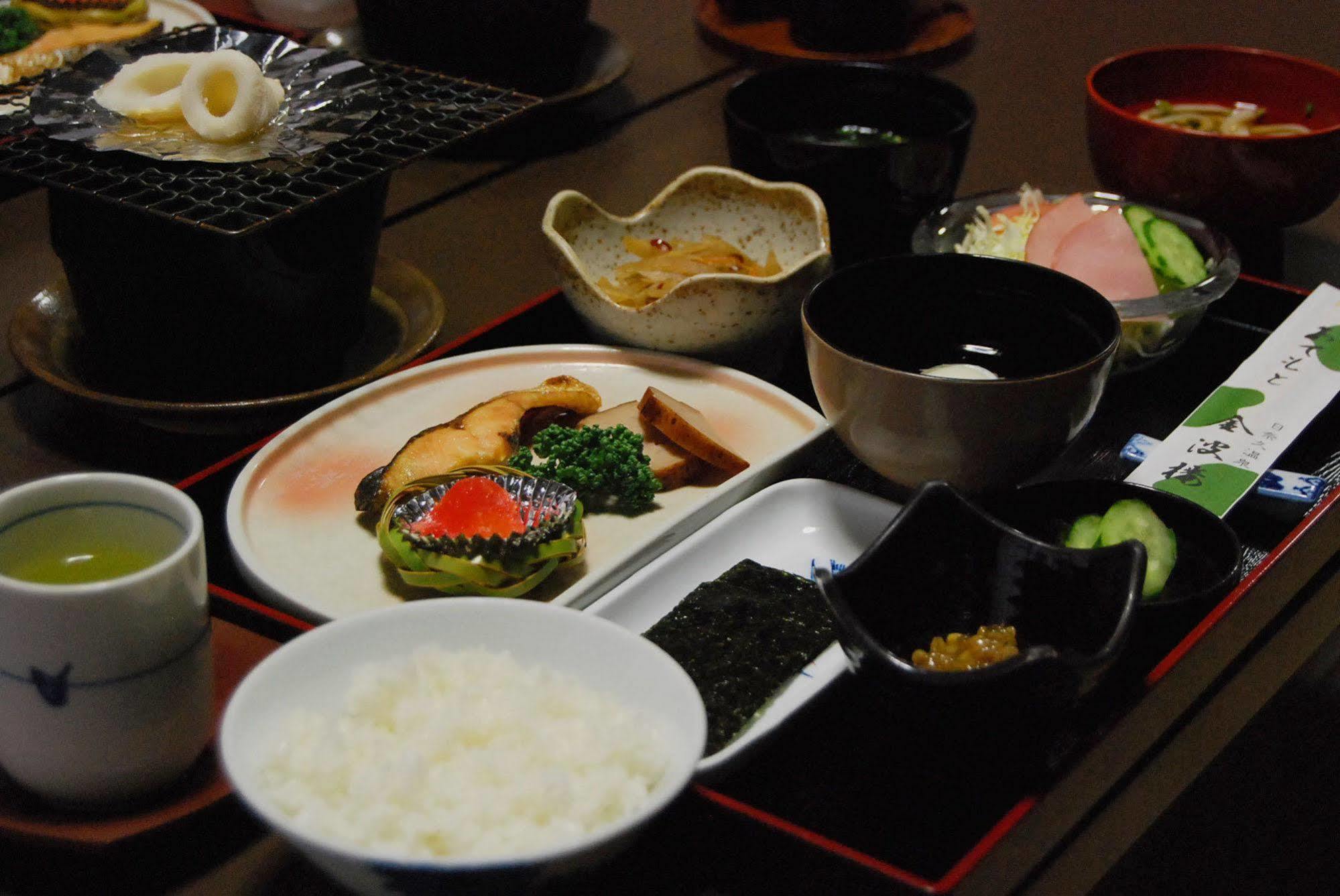 Hinagu Onsen Kinparo Hotel Ятсуширо Екстериор снимка