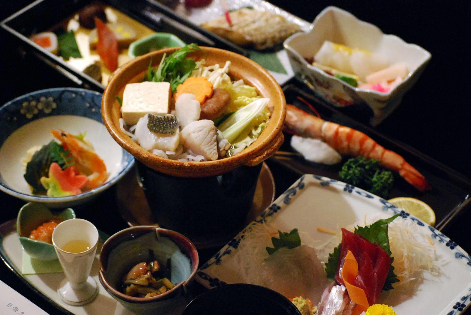 Hinagu Onsen Kinparo Hotel Ятсуширо Екстериор снимка