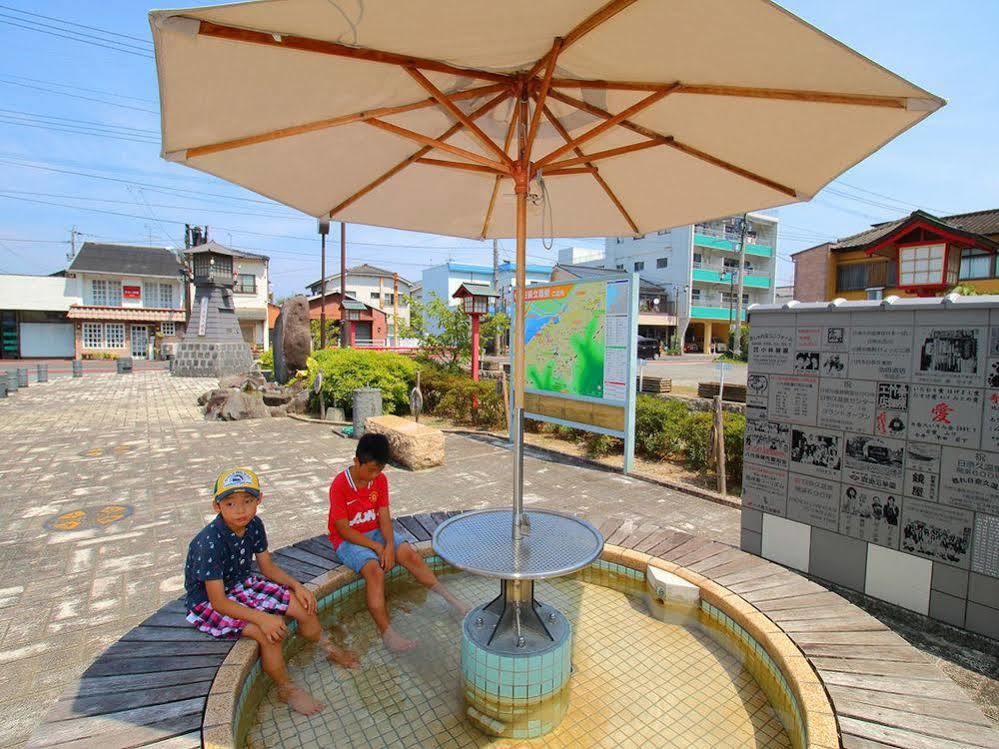 Hinagu Onsen Kinparo Hotel Ятсуширо Екстериор снимка